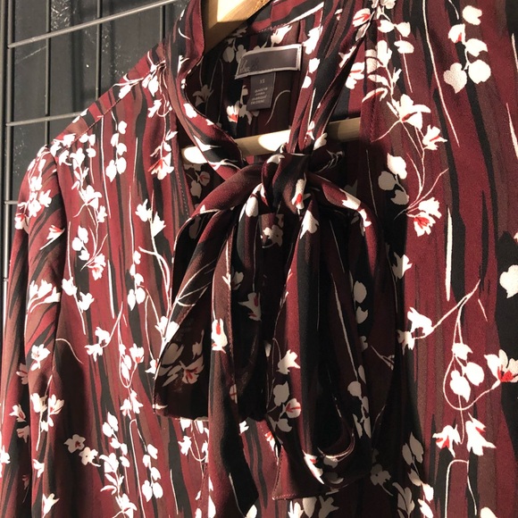 Macy’s Floral Print, Tie-Front Blouse - Picture 2 of 6